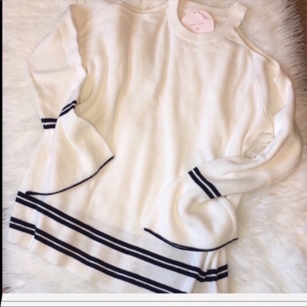 Bella’s Snow White Bell Sleeve Sweater - Picture 2 of 3